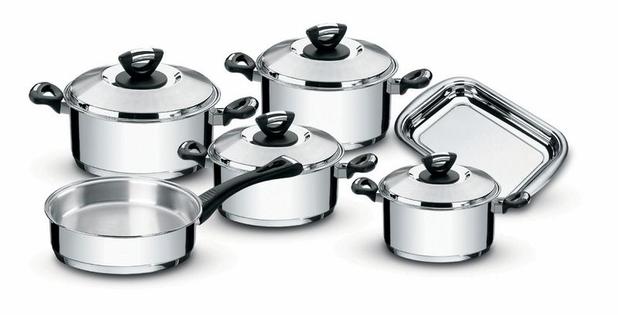 Menor preço em Jogo de Panelas Aço Inox SOLAR BAQUELITE 6 Peças Tramontina 65720/000