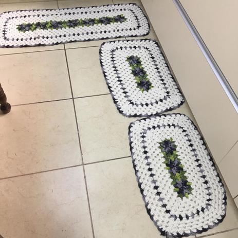 Tapete com flores de barbante Clearance