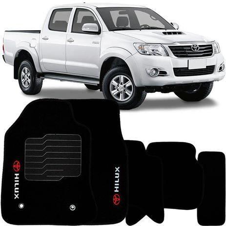 Jogo de Tapete Automotivo Carpete Toyota Hilux 2006 à 2015 Soft Logo Bordado Preto 5 Peças - S/m é boa?