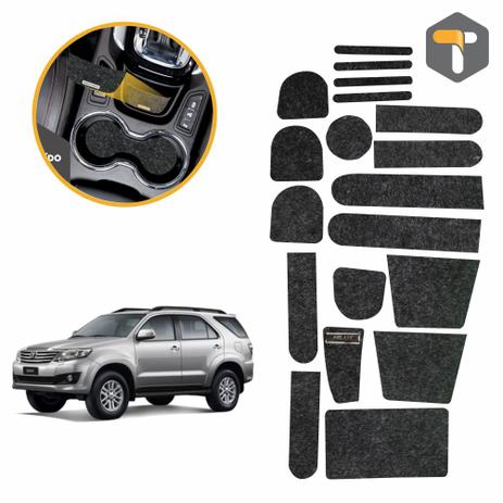 Menor preço em Jogo de Tapetes Toyota Hilux SRV e SW4 (Automático) 2005 2006 2007 2008 2009 2010 2011 2012 2013 2014 2015 Porta Objetos