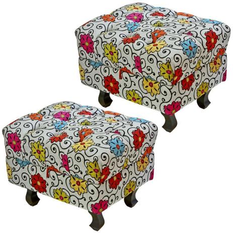 Kit 02 Puffs París Luis Xv Capitone Tecido Floral Pés Madeira - Lymdecor Menor preço em Kit 02 Puffs París Luis Xv Capitone Tecido Floral Pés Madeira - Lymdecor