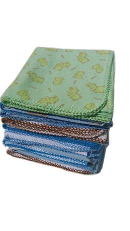 Kit 10 fraldas 5 cueiros 2 toalhas de banho Menino - Minasrey Menor preço em Kit 10 fraldas 5 cueiros 2 toalhas de banho Menino - Minasrey
