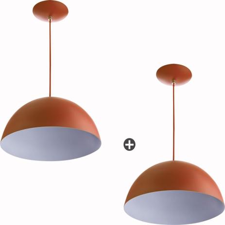 Kit 2 lustres pendente meia lua de 30cm aluminio cobre - Salviano Menor preço em Kit 2 lustres pendente meia lua de 30cm aluminio cobre - Salviano