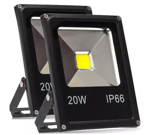 Kit 2 Refletor Holofote Led Branco Frio 20w Bivolt - Click urbano Menor preço em Kit 2 Refletor Holofote Led Branco Frio 20w Bivolt - Click urbano