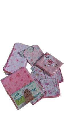 Kit 20 Fraldas 1 Cueiro 1 Toalha Banho 3 Babador para menina - Dugu Menor preço em Kit 20 Fraldas 1 Cueiro 1 Toalha Banho 3 Babador para menina - Dugu
