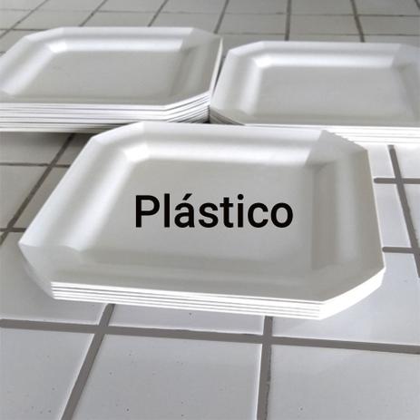 Kit 20 Pratos Rasos Plástico Quadrado 24x24cm para Salada Lanche Cozinha Festa Buffet Cor: Branca - Center Paulista Menor preço em Kit 20 Pratos Rasos Plástico Quadrado 24x24cm para Salada Lanche Cozinha Festa Buffet Cor: Branca - Center Paulista