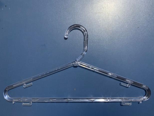 Kit 30 cabides adulto transparente com 10mm. - 3T Cabides Menor preço em Kit 30 cabides adulto transparente com 10mm. - 3T Cabides