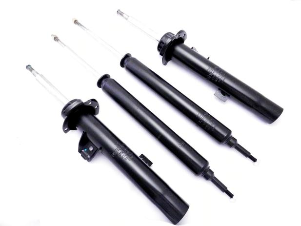 Kit 4 Amortecedores 4 Kit Coxim BMW Série 1 118i 120i 130i Dianteiros e Traseiros Completo - Willtec Menor preço em Kit 4 Amortecedores 4 Kit Coxim BMW Série 1 118i 120i 130i Dianteiros e Traseiros Completo - Willtec