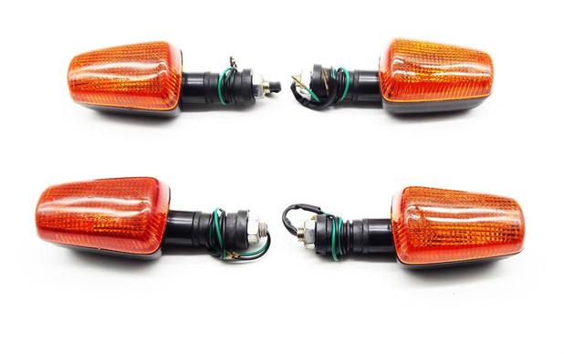 Kit 4 Piscas / Setas Yamaha Rd350 / Xt600 / Tenere 600 - Velth Menor preço em Kit 4 Piscas / Setas Yamaha Rd350 / Xt600 / Tenere 600 - Velth
