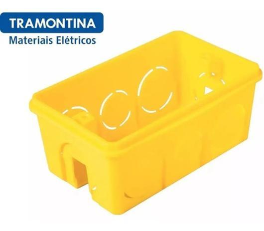 Kit 50 Caixa de Luz Embutir 4x2 Pvc Tramontina Retangular Amarela 57500/041 Menor preço em Kit 50 Caixa de Luz Embutir 4x2 Pvc Tramontina Retangular Amarela 57500/041