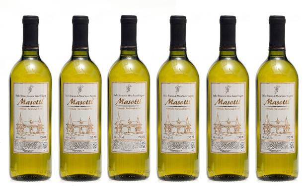 Kit 6 Vinhos Branco De Mesa Suave Niágara - Masotti de 750ML é boa?