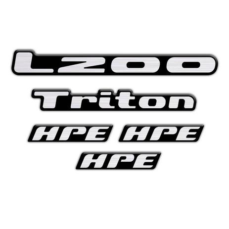 Kit Adesivos Emblema L200 Triton Hpe 2008 Resinados - Sportinox Menor preço em Kit Adesivos Emblema L200 Triton Hpe 2008 Resinados - Sportinox