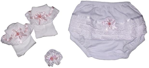 kit Batizado Meia, Calcinha e Acessório de Cabelo - Nenêkids Menor preço em kit Batizado Meia, Calcinha e Acessório de Cabelo - Nenêkids
