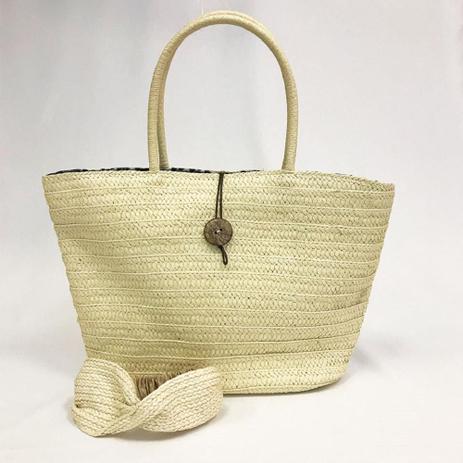 bolsa made of abaca