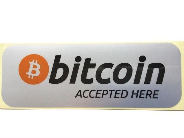 Kit c/ 2 Adesivo Bitcoin Accepted Here 14,5cm x 5,5cm - Oem é boa?