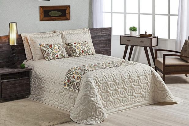 Kit Cobre Leito Casal Queen Provençal Areia 08 Peças - Casaborda é ruim? Kit Cobre Leito Casal Queen Provençal Areia 08 Peças - Casaborda é boa?