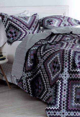 Kit Cobre Leito Colcha Patchwork King Bouti 3 Peças Rozac - Ravena 04 Menor preço em Kit Cobre Leito Colcha Patchwork King Bouti 3 Peças Rozac - Ravena 04