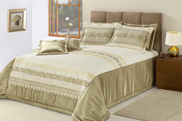 Kit Cobre Leito Itália Re9casa Casal Queen 09 Peças - Cor Prata Menor preço em Kit Cobre Leito Itália Re9casa Casal Queen 09 Peças - Cor Prata