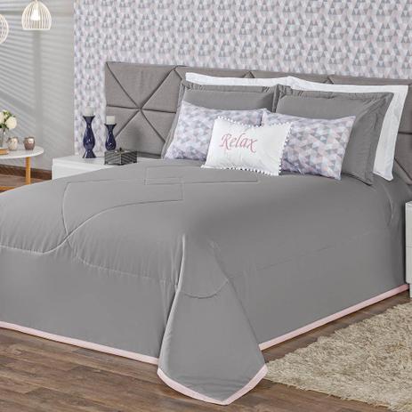 Kit Cobre Leito Queen 180 Fios Relax 9 Peças - Cinza/Rosa - Bia enxovais Menor preço em Kit Cobre Leito Queen 180 Fios Relax 9 Peças - Cinza/Rosa - Bia enxovais