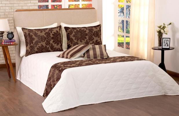 kit colcha cobreleito Glamour queen size com peseira 06 peças marrom - Deccoralle Menor preço em kit colcha cobreleito Glamour queen size com peseira 06 peças marrom - Deccoralle