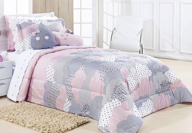 Kit Colcha Micaela Solteiro Para Menina Com Almofada Nuvem cor com 6 peças - Bernadete Casa Menor preço em Kit Colcha Micaela Solteiro Para Menina Com Almofada Nuvem cor com 6 peças - Bernadete Casa