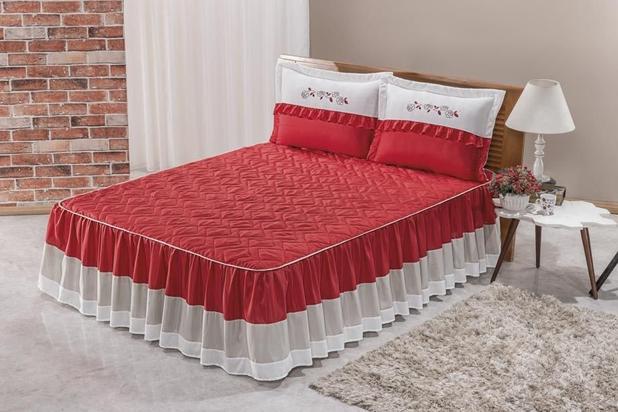 Kit Colcha Roses Casal Para Cama Box 03 Peças - Vermelho - Familie enxovais é ruim? Kit Colcha Roses Casal Para Cama Box 03 Peças - Vermelho - Familie enxovais é boa?