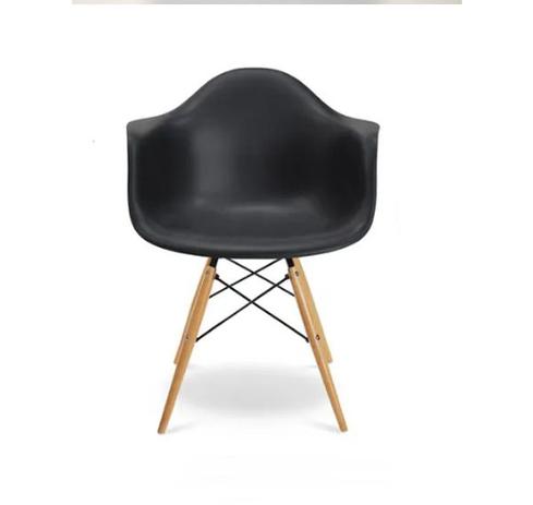 Menor preço em Kit com 5 Cadeiras Eames DAW Preta MK-961 - Makkon