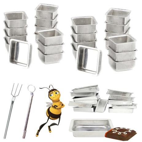 Kit com 60 Forminhas Quadradas e 2 Garfos para Pão de Mel - Caparroz Menor preço em Kit com 60 Forminhas Quadradas e 2 Garfos para Pão de Mel - Caparroz