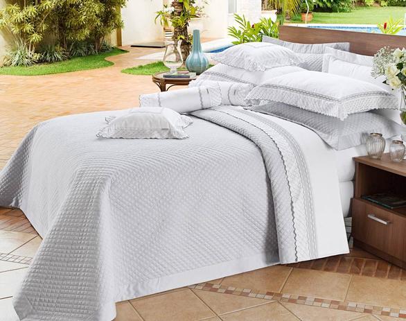 Kit Coordenado Amaretto Queen com 11 peças em Fio Egipicio Percal 400 fios cor Prata - Ruth sanches Menor preço em Kit Coordenado Amaretto Queen com 11 peças em Fio Egipicio Percal 400 fios cor Prata - Ruth sanches