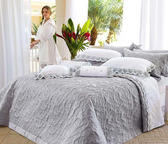 Kit Coordenado Vietri King com 11 peças em Fio Egipicio Percal 400 fios cor Prata - Ruth sanches Menor preço em Kit Coordenado Vietri King com 11 peças em Fio Egipicio Percal 400 fios cor Prata - Ruth sanches
