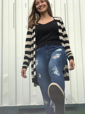 blusa e cardigan