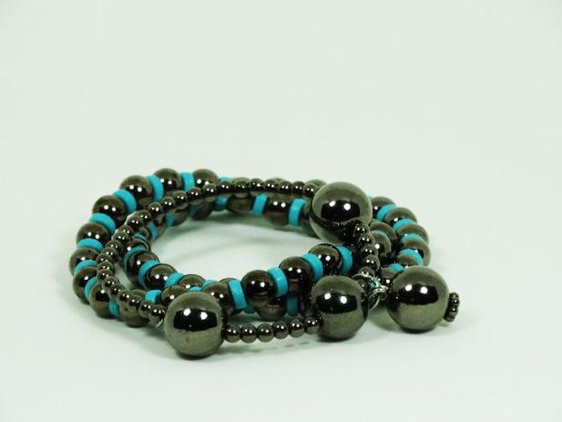 Kit de Pulseiras de bolinhas cor grafite e azul - Gold bijux Menor preço em Kit de Pulseiras de bolinhas cor grafite e azul - Gold bijux