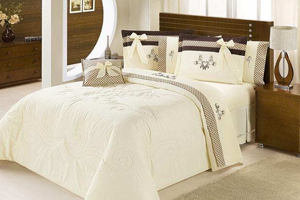 Kit Edredom Fascínio Queen 05 Peças - Palha - Enxovais aquarela é ruim? Kit Edredom Fascínio Queen 05 Peças - Palha - Enxovais aquarela é boa?