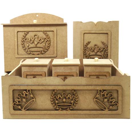 Kit Higiene Bebê em MDF Coroa Romana 6 peças - Palácio da Arte Menor preço em Kit Higiene Bebê em MDF Coroa Romana 6 peças - Palácio da Arte