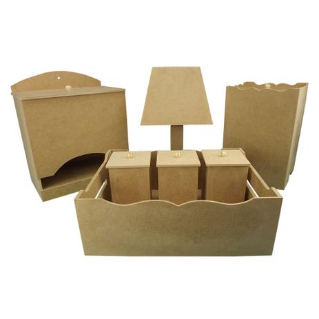 Kit Higiene Bebê em MDF Liso 7 peças com Abajur - Palácio da Arte Menor preço em Kit Higiene Bebê em MDF Liso 7 peças com Abajur - Palácio da Arte