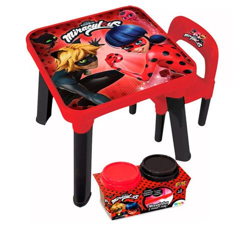 Kit Ladybug Mesa Cadeira e Massinha 2 Potes - Fun Divirta-Se Menor preço em Kit Ladybug Mesa Cadeira e Massinha 2 Potes - Fun Divirta-Se