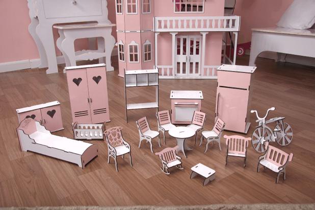 Kit Móveis Em MDF Princesa 18 Peças Escala Barbie - Darama Menor preço em Kit Móveis Em MDF Princesa 18 Peças Escala Barbie - Darama