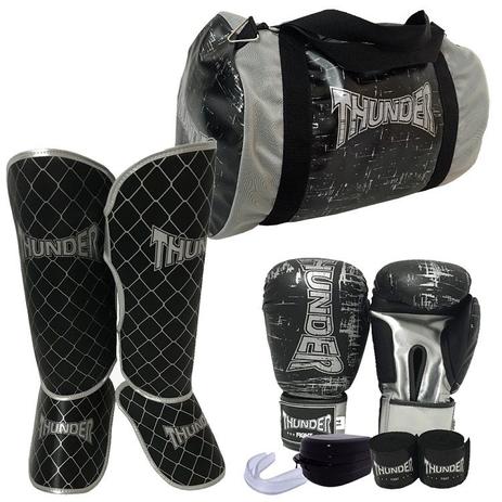 Kit Muay Thai Kickboxing - Luva 12 oz Preta risco prata + caneleira 20mm + bandagem + protetor bucal + bolsa - Thunder Fight - ref 259 Menor preço em Kit Muay Thai Kickboxing - Luva 12 oz Preta risco prata + caneleira 20mm + bandagem + protetor bucal + bolsa - Thunder Fight - ref 259