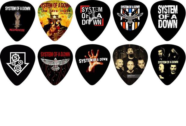 Kit Palhetas Personalizadas Banda SYSTEM OF A DOWN 1 mm com 10 Modelos - Dick picks Menor preço em Kit Palhetas Personalizadas Banda SYSTEM OF A DOWN 1 mm com 10 Modelos - Dick picks