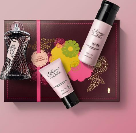 Kit Presente Glamour Secrets Black Mães - Colônia, Creme Hidratante Corpo e Mãos Menor preço em Kit Presente Glamour Secrets Black Mães - Colônia, Creme Hidratante Corpo e Mãos