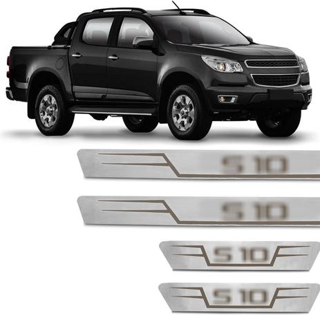 Kit Soleira Aço Inox Reta Chevrolet S10 95 a 18 CD Escovado Grafia Marrom 4 Peças Excelente Fixação - Marçon Menor preço em Kit Soleira Aço Inox Reta Chevrolet S10 95 a 18 CD Escovado Grafia Marrom 4 Peças Excelente Fixação - Marçon