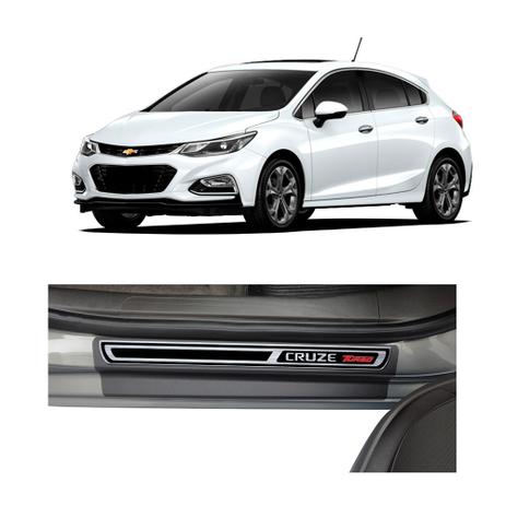 Kit Soleira Chevrolet Cruze Turbo 4 Portas Premium Aço Escovado Resinado - Np Menor preço em Kit Soleira Chevrolet Cruze Turbo 4 Portas Premium Aço Escovado Resinado - Np