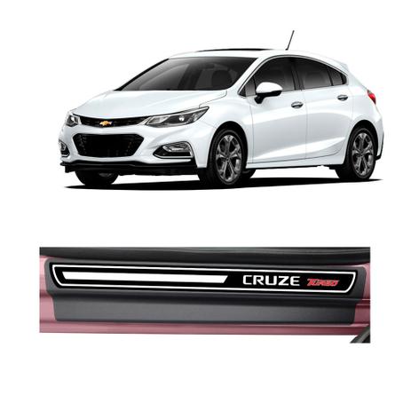 Kit Soleira Chevrolet Cruze Turbo 4P Elegance Premium - Np Menor preço em Kit Soleira Chevrolet Cruze Turbo 4P Elegance Premium - Np