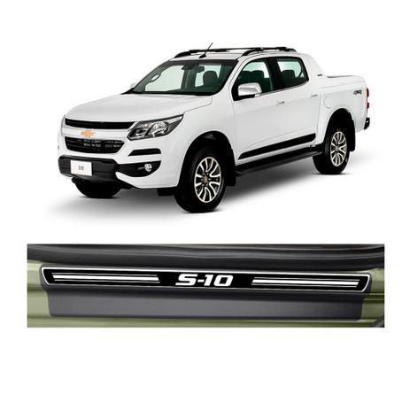 Kit Soleira Chevrolet S10 Elegance Premium 2012 a 2015 4 Portas - Np Menor preço em Kit Soleira Chevrolet S10 Elegance Premium 2012 a 2015 4 Portas - Np