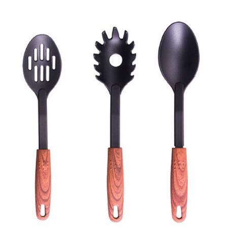 Kit Utensílios Cozinha Preto Cabo Soft Touch Marrom 3 peças - Mta é ruim? Kit Utensílios Cozinha Preto Cabo Soft Touch Marrom 3 peças - Mta é boa?