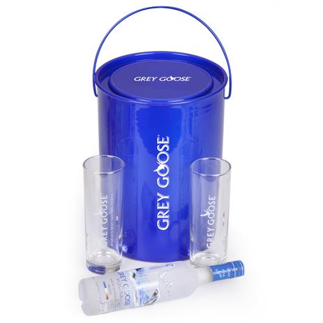 Kit Vodka Grey Goose 200ml + 2 copos e 1 geleira - Shop quality Menor preço em Kit Vodka Grey Goose 200ml + 2 copos e 1 geleira - Shop quality