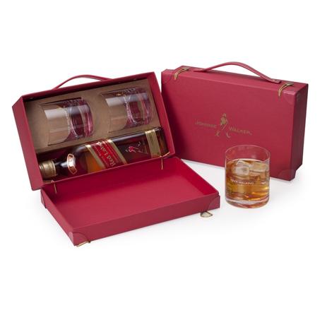 Kit Whisky Johnnie Walker Red Label 500ml + 2 copos e maleta - Shop quality Menor preço em Kit Whisky Johnnie Walker Red Label 500ml + 2 copos e maleta - Shop quality