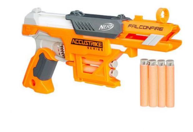Lança Dardo Nerf Accustrike Falconfire B9840 - Hasbro Menor preço em Lança Dardo Nerf Accustrike Falconfire B9840 - Hasbro