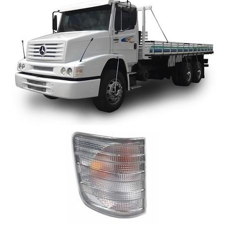 LANTERNA DIANTEIRA MERCEDES 1620 1998 EM DIANTE LE FUMÊ COM CÚPULA AMARELA E MEIA LUZ For - Pradolux é boa?