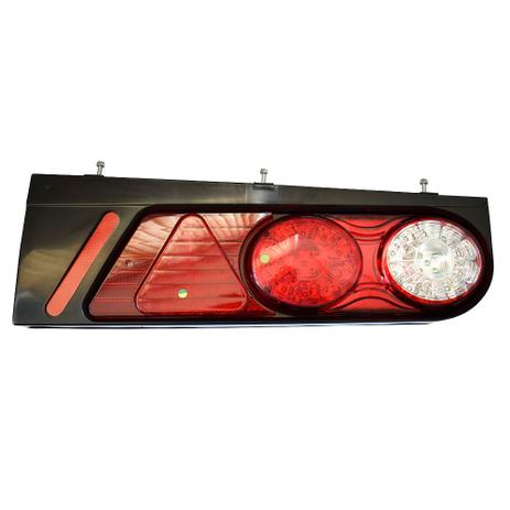 Lanterna traseira vermelho e cristal ld 24v randon 28 leds com triangulo - Pradolux Menor preço em Lanterna traseira vermelho e cristal ld 24v randon 28 leds com triangulo - Pradolux